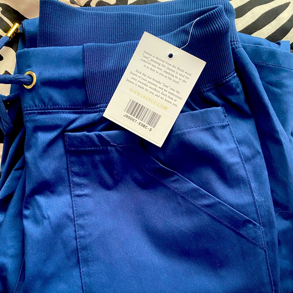 Jaanuu scrub bundle